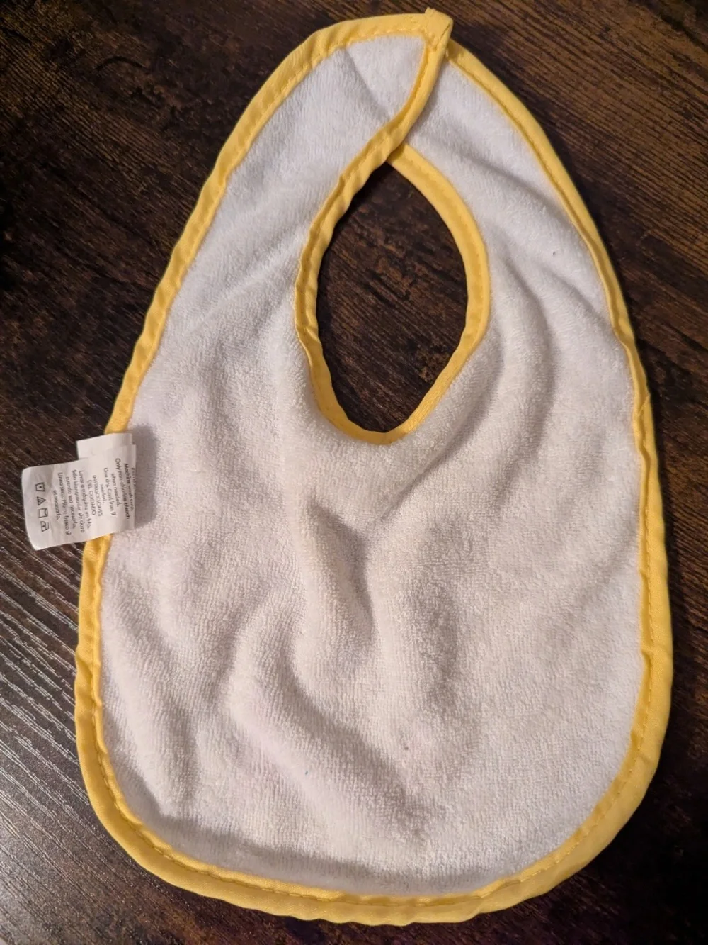 Winnie the Pooh Disney Baby Yellow Strip Bib Bee Cotton Blend Cuddle Accessories